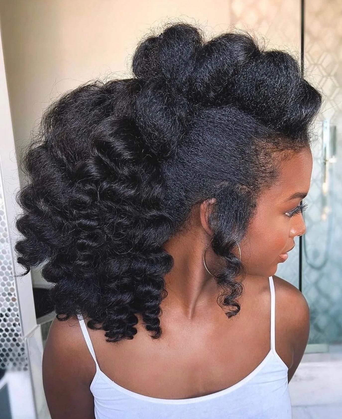 25 Gorgeous Afros Getting That Are Making a Statement – Trendy Hair Ideas